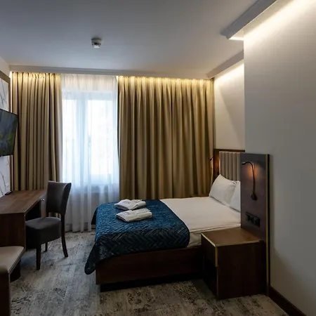 Sleep&fly Okęcie Airport 4*