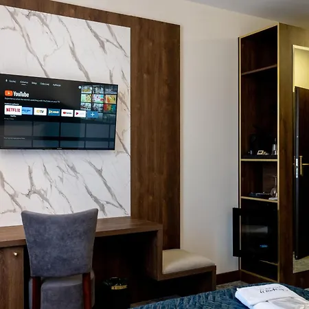 Sleep&fly Okecie Airport