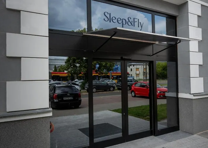 Sleep&fly Okecie Airport Panzió Varsó