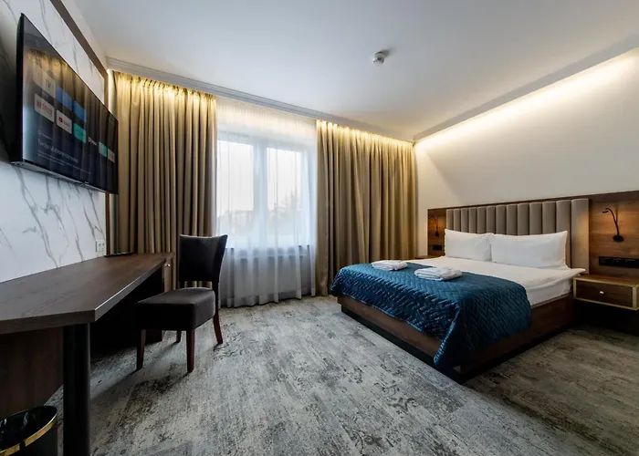 Sleep&fly Okecie Airport ורשה